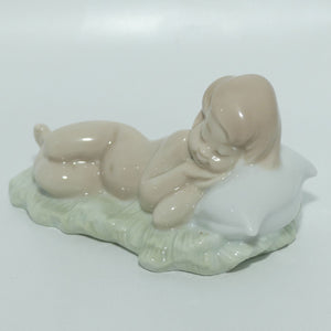 Lladro figure Baby Jesus #4670