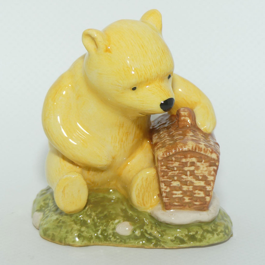 WP19 Royal Doulton Winnie the Pooh figure | Winnie the Pooh and the Fair Sized Basket