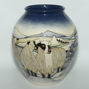 Moorcroft Mug Tups 3/8 vase | LE 9/20