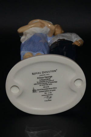 HN5716 Royal Doulton figure Prince George | A Royal Birth