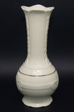 belleek-claddagh-vase-4th-green-mark
