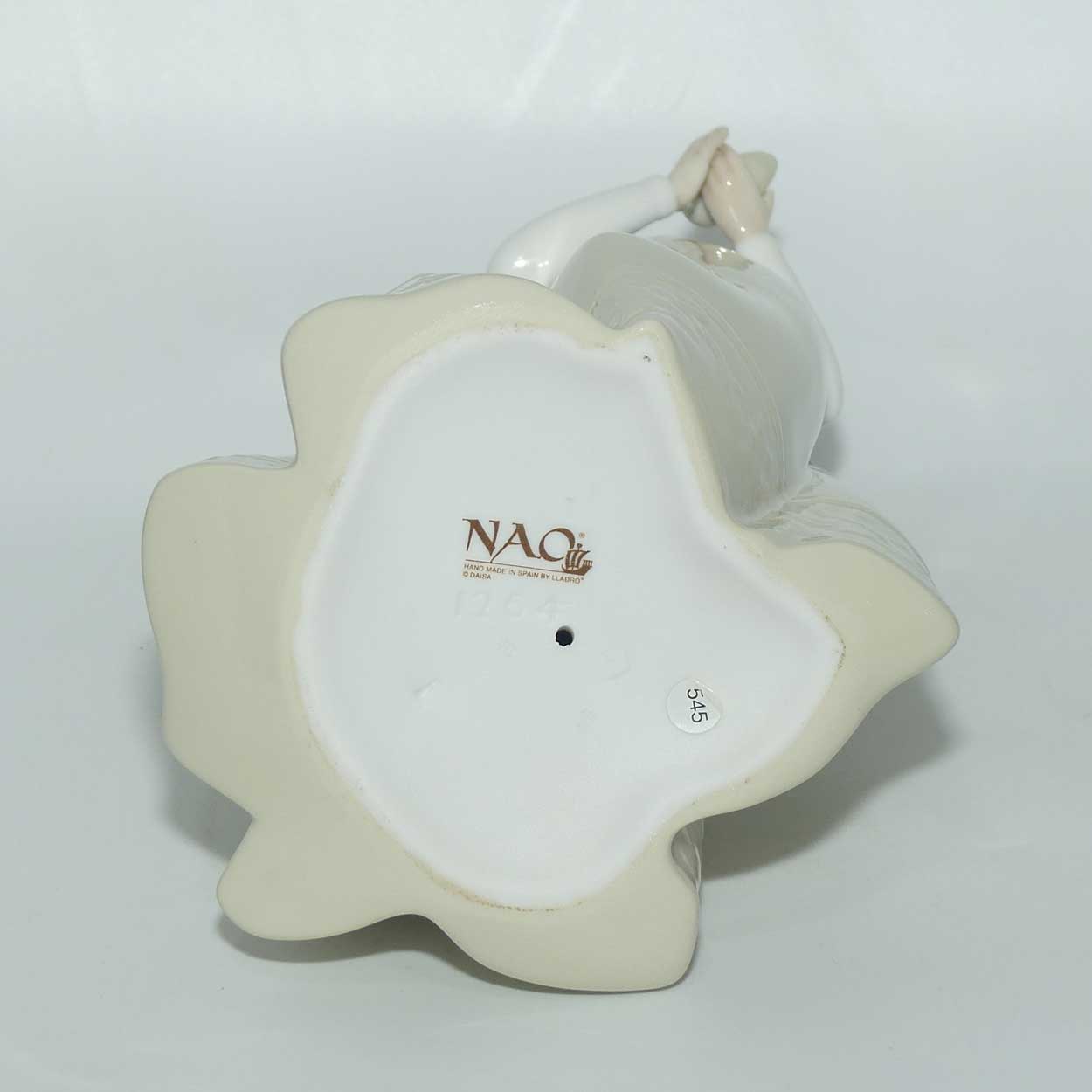 NAO フィギュアFeathered Friend