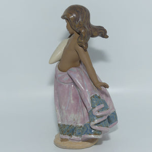 Lladro figure Peasant Girl | Pink | with Urn | #2332