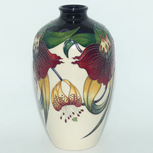 Moorcroft Anna Lily 25/9 vase