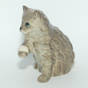 DA195 Royal Doulton Cat with Bandaged Paw | Grey