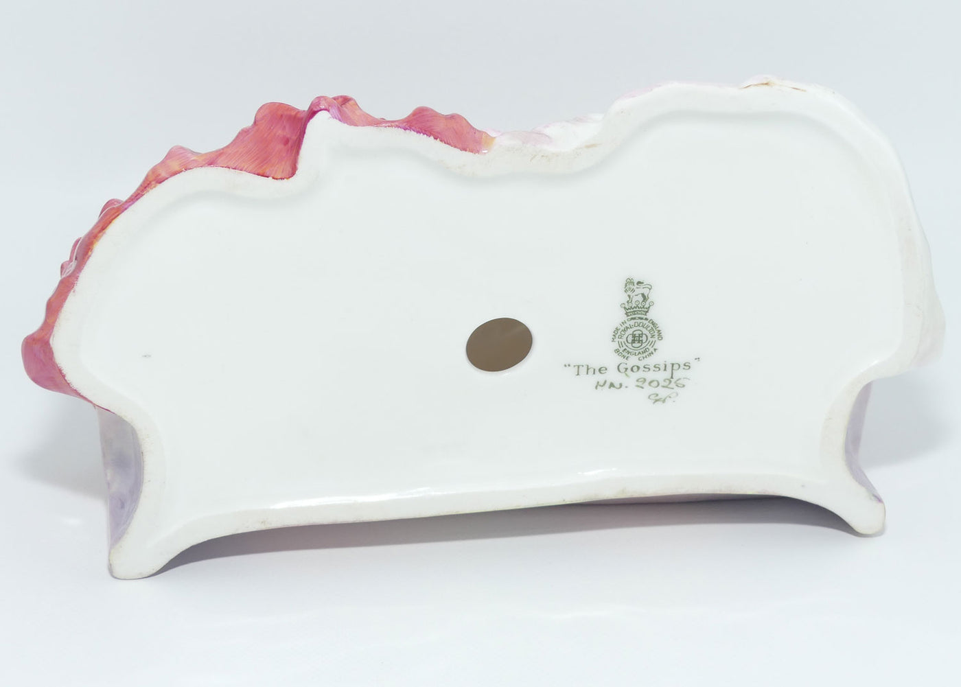 HN2025 Royal Doulton figure Gossips Pretty Ladies Figures Harradine