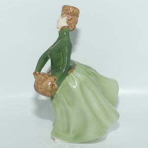 HN2318 Royal Doulton figurine Grace | Pretty Ladies Figurines