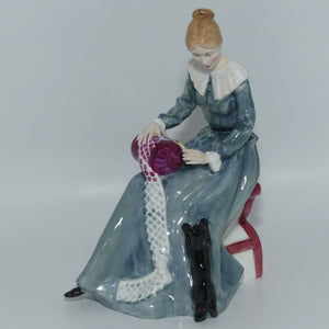 HN3098 Royal Doulton figurine Dorothy