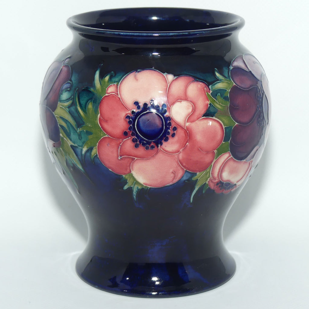 Walter Moorcroft Anemone (Blue) 146/7 vase #3