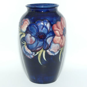 Walter Moorcroft Anemone (Blue) 18/8 vase