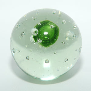 Controlled bubble with Green centre Magnum paperweight