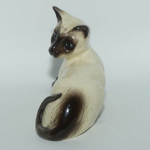 #1558 Beswick Siamese Cat | Lying, Facing Left