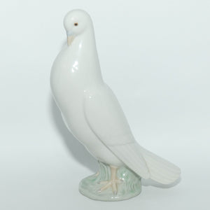 Nao by Lladro figure Dove | Standing Tall