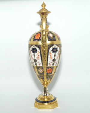 Royal Crown Derby Old Imari Solid Gold Band lidded urn