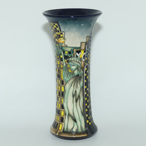 Moorcroft New York 159/10 vase | LE 43/75 | signed