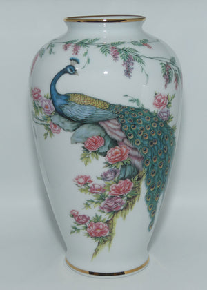 Nitto Fine China | Heritage Collection | The Imperial Peacock vase