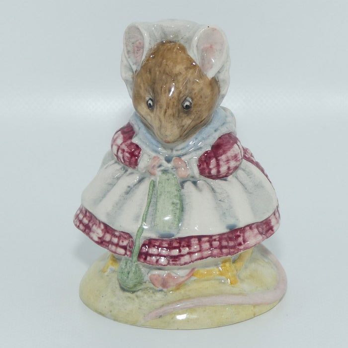 Beswick Beatrix Potter The Old Woman Who lived in a Shoe Knitting | BP3b | #1