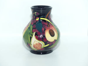 Moorcroft Queens Choice 869/6 vase