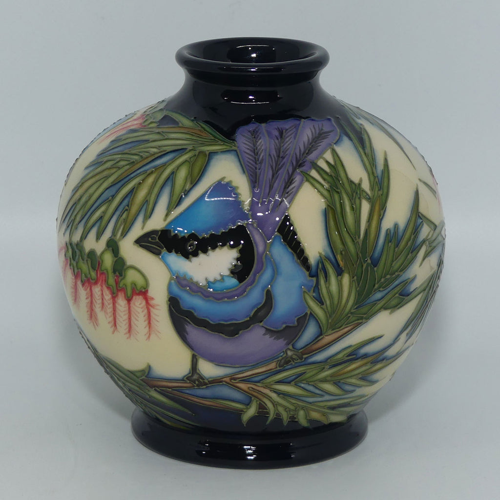 Moorcroft Fairy Wren 41/4 vase