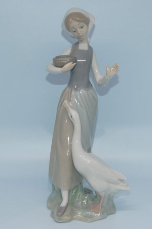 lladro-figure-girl-with-duck-1052-with-box