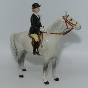 1730-beswick-huntswoman-on-standing-horse-grey-2