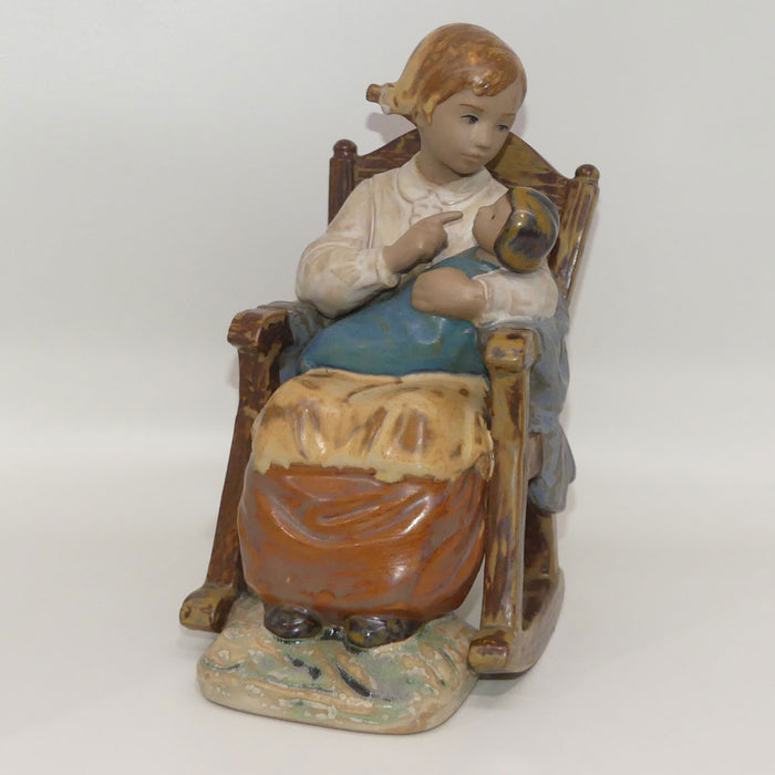 Lladro figure Girl in Rocking Chair (Gres) #2089