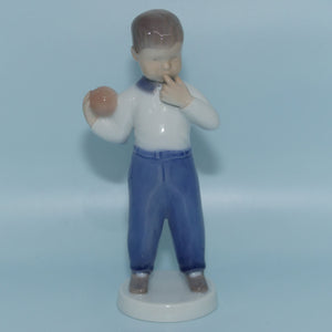 bing-and-grondahl-figure-2403-boy-with-ball