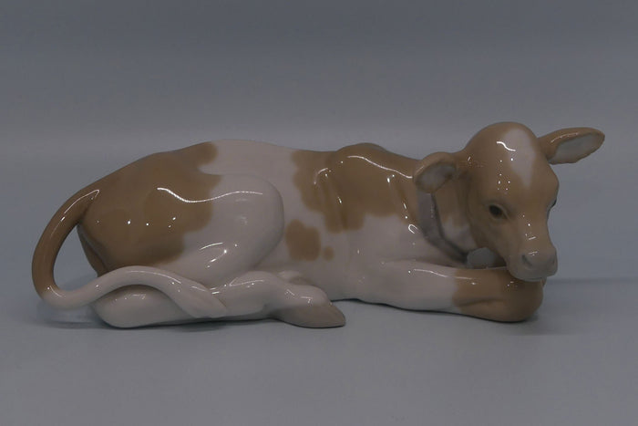 Lladro figure Cow | Resting #4680