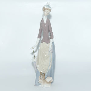 Lladro figure Woman with Dog #4761