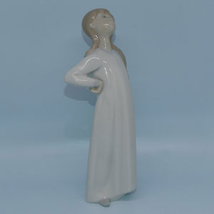 Lladro figure Girl Stretching | Lladro #01004872