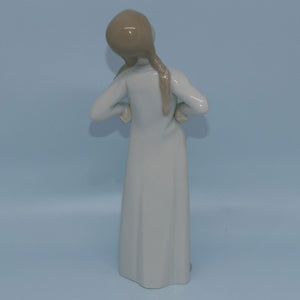 Lladro figure Girl Stretching | Lladro #01004872