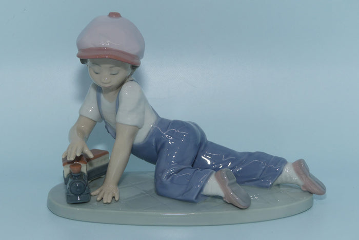 Lladro figure All Aboard | Collectors Society 1992 | #7619