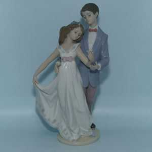lladro-figure-now-and-forever-ten-years-together-7642