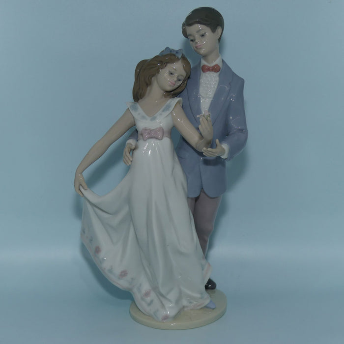 Lladro figure Now and Forever | Ten Years Together #7642