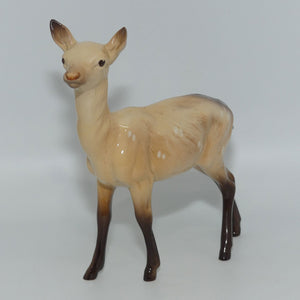 999a-beswick-doe-female-deer