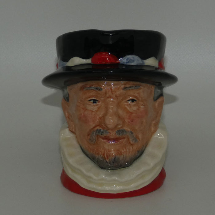 D6233 Royal Doulton small character jug Beefeater | ER Handle | Scarlett