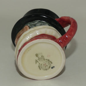 d6251-royal-doulton-miniature-character-jug-beefeater-gr-handle