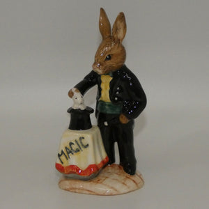 db159-royal-doulton-bunnykins-magician-green-cumberbund