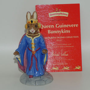 db302-royal-doulton-bunnykins-queen-guinevere