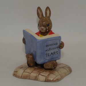 db401-royal-doulton-bunnykins-william-reading-without-tears