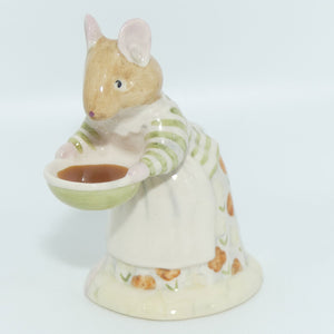 DBH11 Royal Doulton Brambly Hedge figure | Mrs Toadflax | Brown Bowl