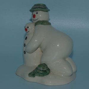ds23-royal-doulton-snowman-figure-building-the-snowman
