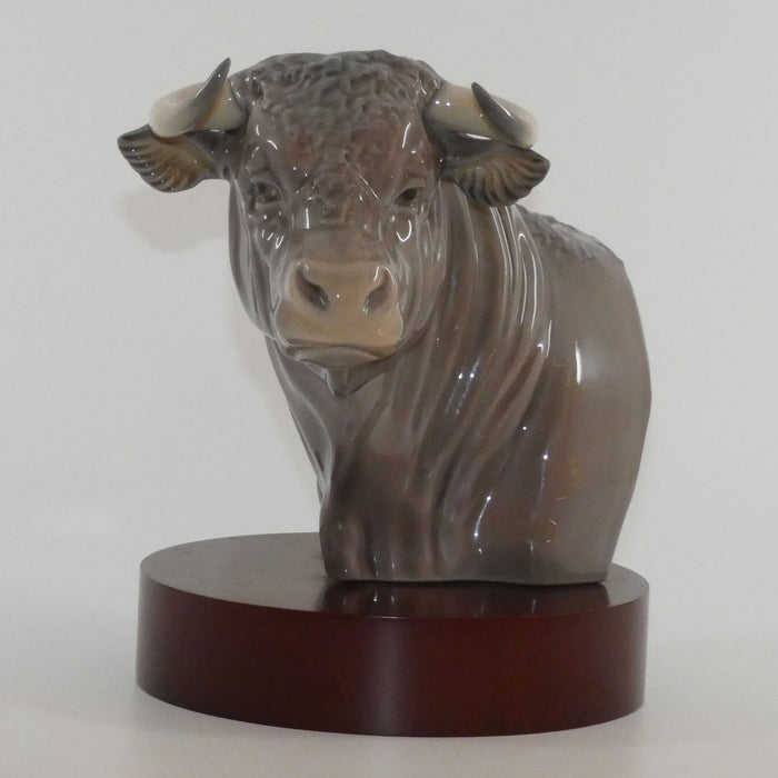 Lladro bust El Toro Bulls Head on Base #5545