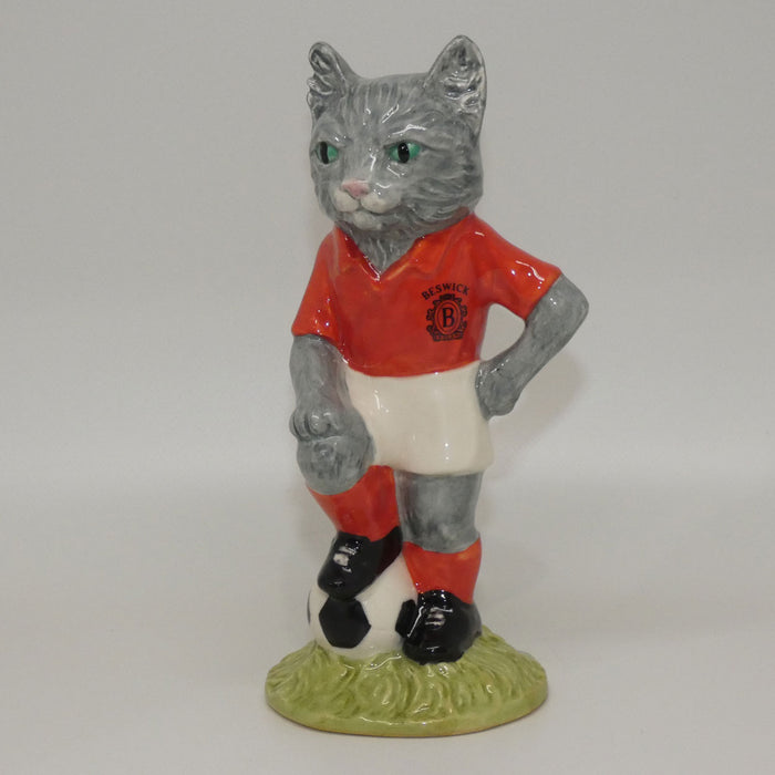 FF3 Beswick Footballing Felines Collection figure Kitkat