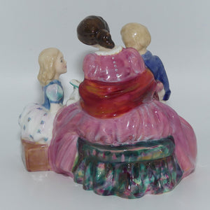 HN2059 Royal Doulton figurine Bedtime Story | Pretty Ladies Figures