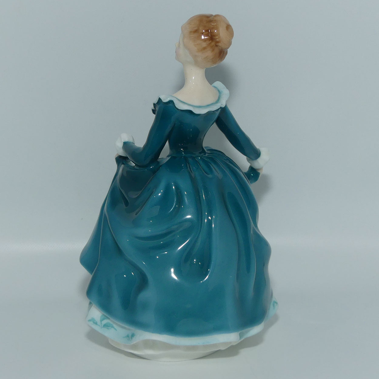 HN Royal Doulton figurine Janine   John Bromley – Roundabout