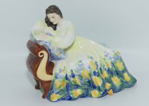 Royal Doulton figurine Solitude HN2810 | Designer: Peggy Davies | Issued: 1977 - 1983