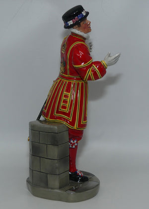 HN2903 Royal Doulton figure | Gilbert and Sullivan | Colonel Fairfax