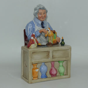 hn2943-royal-doulton-figure-the-china-repairer