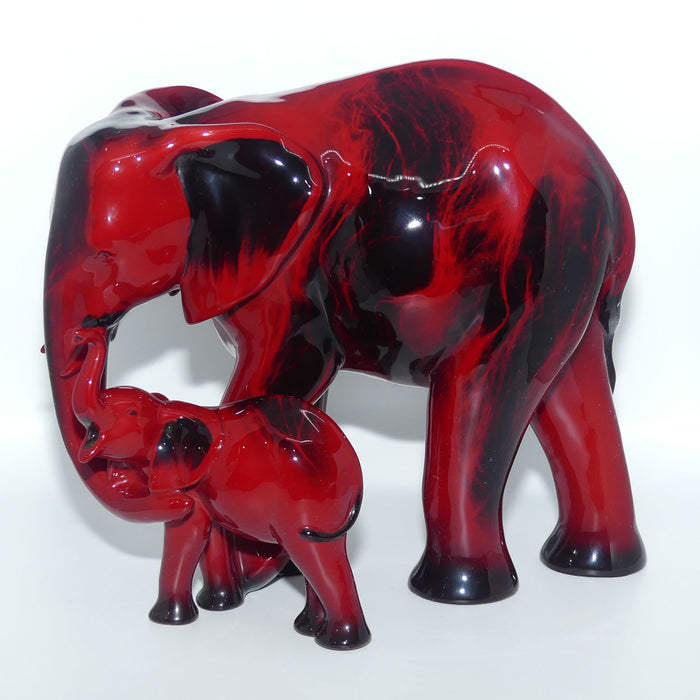 HN3464 Royal Doulton Flambe 'Motherhood' Elephants